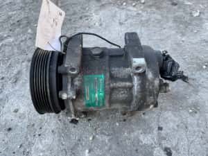 Compresor AC Volvo V40 1.9 Diesel — miniatura 1