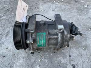 Compresor AC Volvo V40 1.9 Diesel — miniatura 7