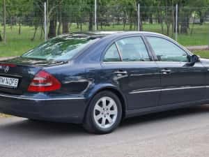 Mercedes-Benz E Class 220 CDI An 2003 C.p  150 — miniatura 4