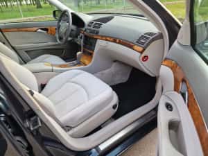 Mercedes-Benz E Class 220 CDI An 2003 C.p  150 — miniatura 6