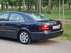 Mercedes-Benz E Class 220 CDI An 2003 C.p  150 — miniatura 10