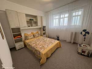 Bloc anvelopat|3 camere decomandat 70 mp|Berceni-str.Uioara — miniatura 1