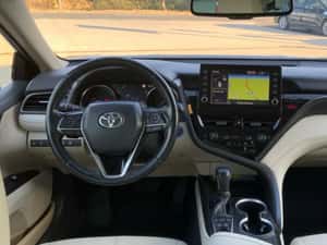 Toyota Camry 2.5 Hybrid Dynamic — miniatura 5