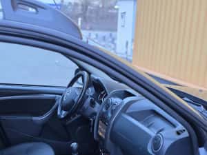Dacia Duster 1.5 dci 4x2 06/2014 — miniatura 8