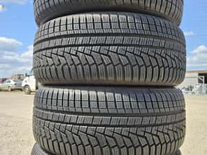 Vând 4 anvelope iarna 225/50/17 225/50r17 HANKOOK — miniatura 10