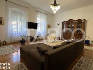 Apartament 86 mpu investitie sigura cu pivnita zona Ultracentrala — miniatura 3