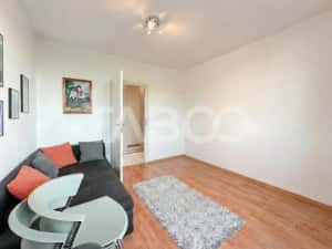 De vanzare apartament cu 4 camere mobilat in zona Stadion Corvinul — miniatura 4