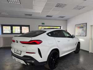 BMW X6 SUV Diesel 286 cp, 23.000 km, 82.107 EUR — miniatura 6