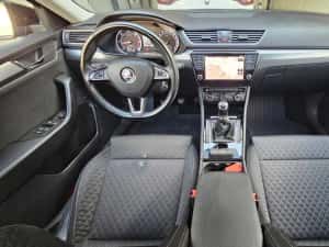 Skoda Superb STYLE 2017 2.0TDI 150cp Manual / Distronic LINE Keyless Canton / TOP — miniatura 6