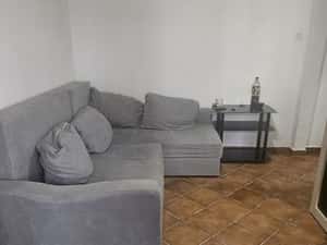 Inchiriez apartament 3 camere scoala 8