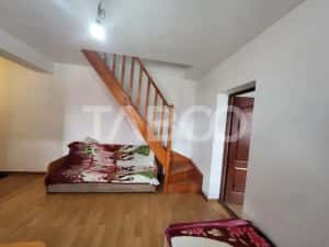 Apartament de vanzare 4 camere pe 2 etaje 84 mp zona Rahovei Sibiu — miniatura 2
