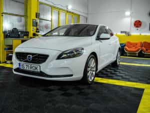 Volvo V40, 1.6 diesel, 115 CP, Rate 0% Avans, Variante/Schimb — miniatura 9