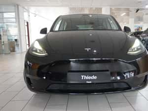 Tesla Model Y SUV second-hand, 78.450 km, 514 cp, 36.130 EUR — miniatura 3