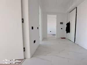 Apartament 2 Camere Decomandat mutare imediata in ansamblu premium — miniatura 1