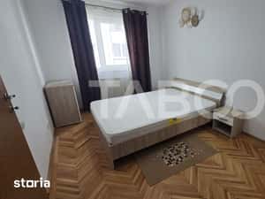 Apartament de inchiriat cu 3 camere mobilate utilate in zona Centrala — miniatura 6