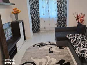 Apartament cu 3 camere de vanzare — miniatura 2