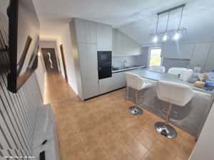 2 Cam-Freidorf-5 Min Shopping City-Centrala-Mobilat-56MP-79.000 Euro — miniatura 2