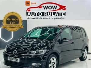 Volkswagen Touran - 8.990 EUR