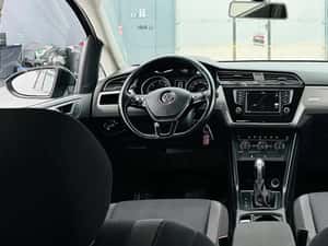 Volkswagen Touran - 8.990 EUR — miniatura 6