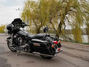 Harley-Davidson Electra Glide Ultra Classic 2013 — miniatura 4