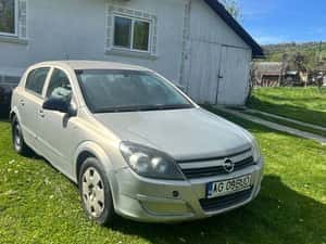 Vand Opel Astra Hatchback — miniatura 10