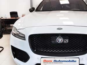 Jaguar F-Pace SC Automată 380 HP Benzină — miniatura 2