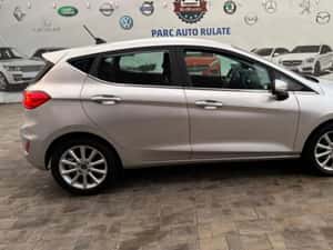 Ford Fiesta 2019 - 9.000 EUR — miniatura 5