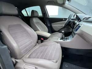 Vw passat 2.0 tdi 140cp high-line inm.in Ro — miniatura 6