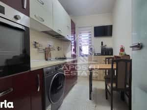 Apartament cu 2 camere mobilat,utilat,curte proprie,parcare,Dumbravita — miniatura 5
