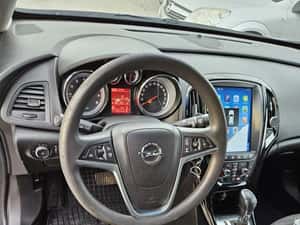 Opel Astra Berlină 2016 - 5.600 EUR - Vehicul Second-Hand — miniatura 7