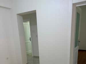 Vand ap. 4 camere si garaj ultracentral et. 1 — miniatura 6