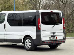 Renault Trafic 8+1 Locuri an 2011 2.0 140 CP Euro 5* Opel Vivaro — miniatura 3