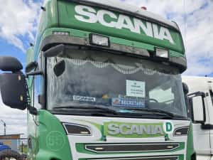 Se vinde Scania 8×4 si cap tractor — miniatura 4