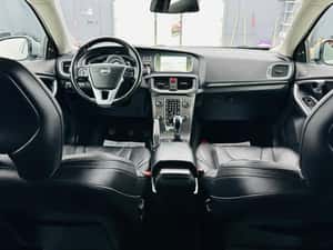 VOLVO V40 — miniatura 6