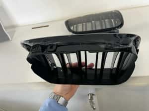 Set Grile/Nari Duble Radiator Bara M style Negru Lucios Bmw Seria 5 E39 1997-2003 , NOI — miniatura 6