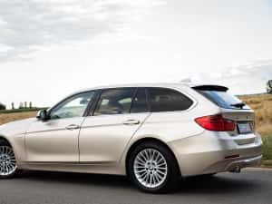 Bmw 320 Anul 2014 / 2.0 diesel 184 C P  /xdrive luxury — miniatura 4