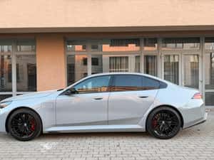 BMW M5, 2025, 4395 cm3, 727 cp, Hibrid — miniatura 6