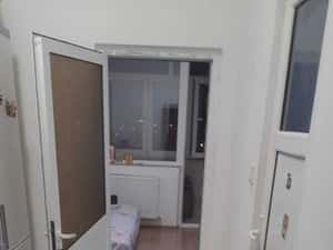 Inchiriez garsoniera — miniatura 2