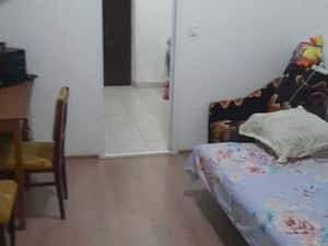 Inchiriez garsoniera — miniatura 3