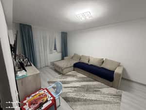 Apartament 4 camere renovat mobilat și utilat — miniatura 2