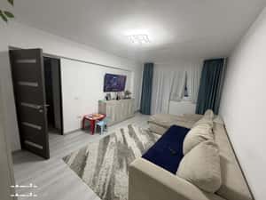 Apartament 4 camere renovat mobilat și utilat — miniatura 3