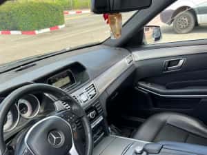 Mercedes-Benz E — miniatura 6