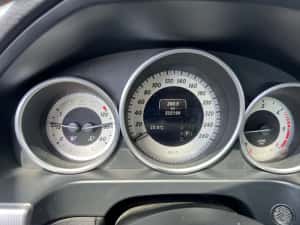 Mercedes-Benz E — miniatura 7