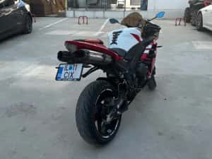 Yamaha YZF-R1 2008 — miniatura 3