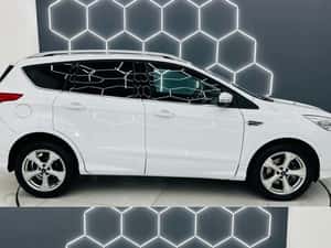 Ford Kuga ST Line 2015 - 287.000 km - 8.490 EUR — miniatura 4