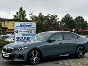 BMW 550 Berlină Hibrid Second hand, 21.265 km — miniatura 3