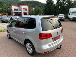 VW Touran 1,6 TDI BMT DSG "Cup" 04/2015, 105CP — miniatura 6