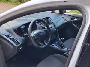 Ford Focus • Facelift • 1.6 TDCI • Hatchback • — miniatura 7