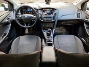 Ford Focus • Facelift • 1.6 TDCI • Hatchback • — miniatura 8