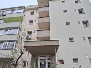 Proprietar, vand garsoniera adiacent Blvd Decebal, Bucuresti — miniatura 5